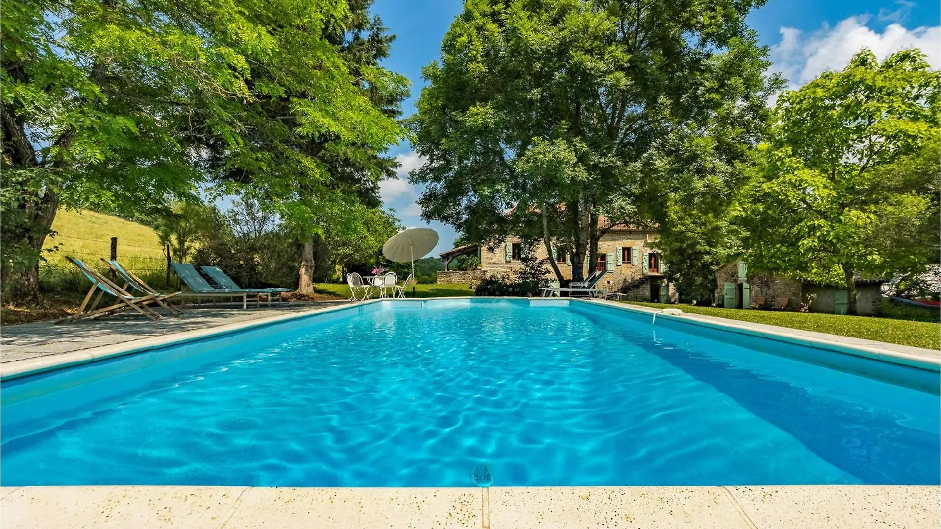 4 Bedroom Amazing Home In Caylus
